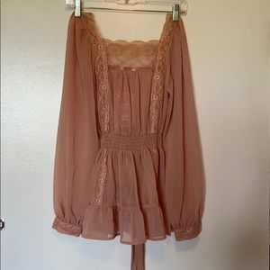 Candie’s Peach Top